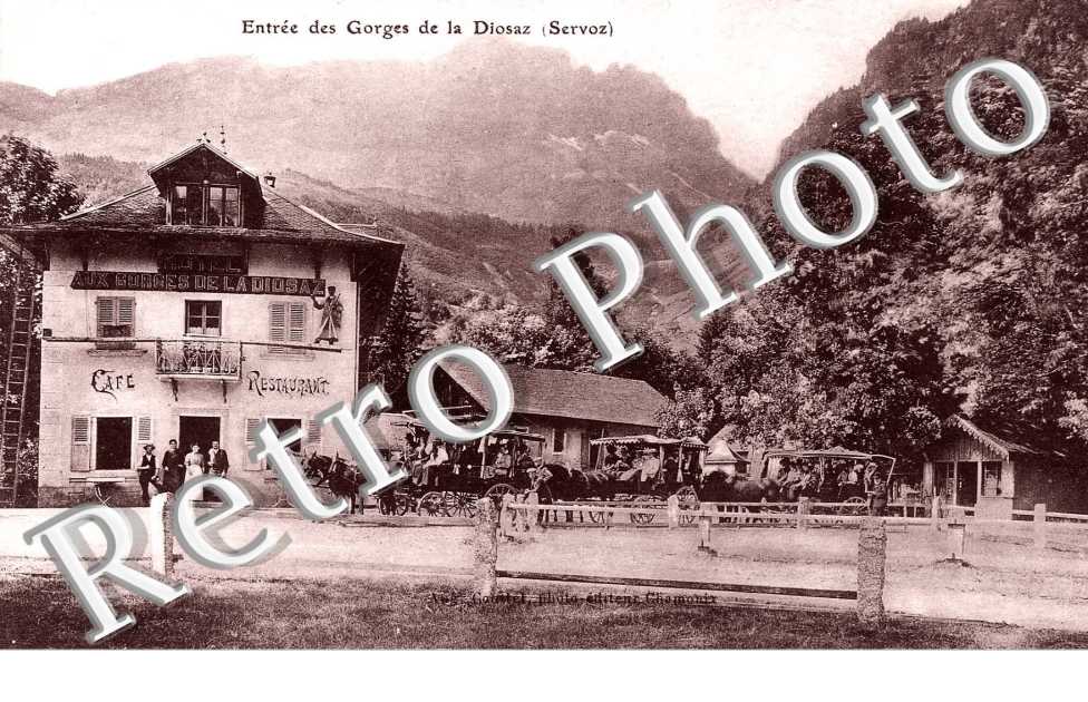 Entree des gorges de la diozas