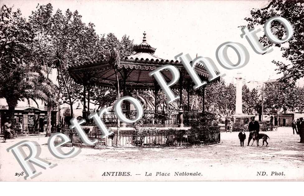la Place Nationale