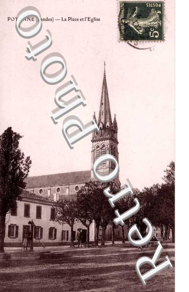 LA PLACE ET L'EGLISE