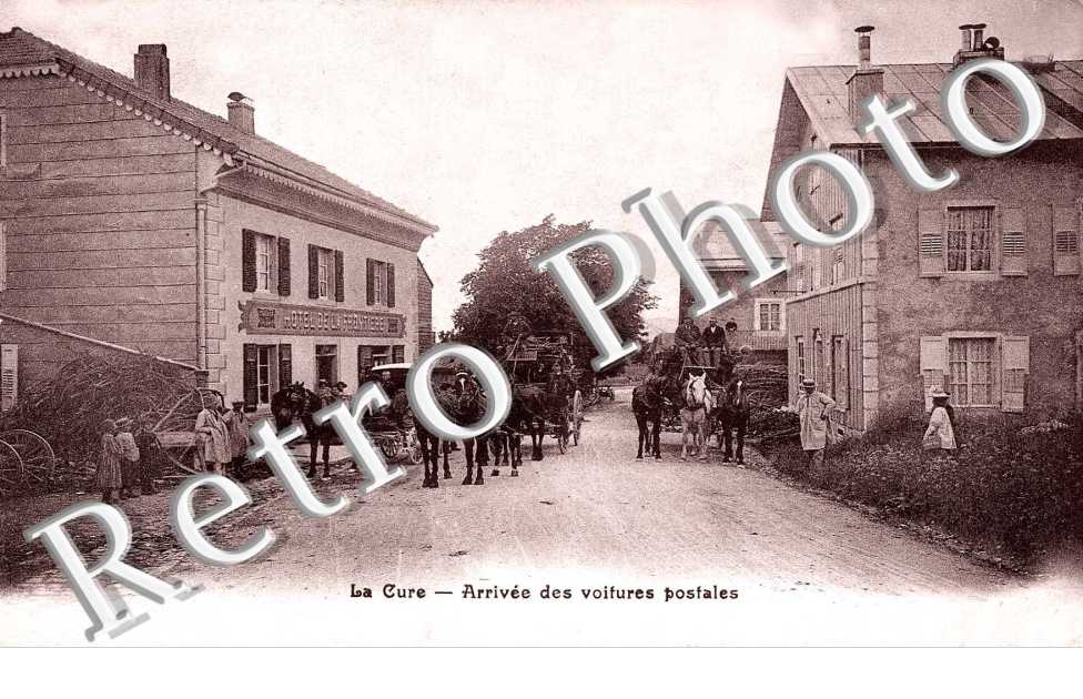 Arrivee des voitures postales