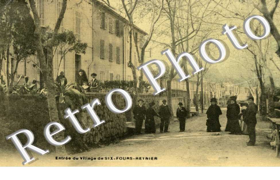 Entree du village de Six fours Reynier