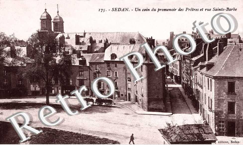 rue Sainte Barbe Un coin du promenoir des Pretres