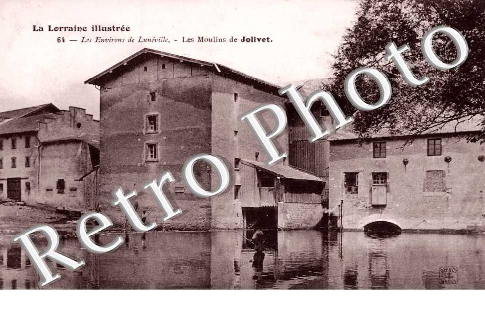 les Moulins