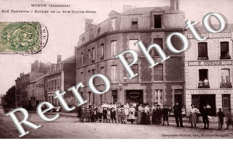 rue Gambetta, entree de la rue Victor Hugo