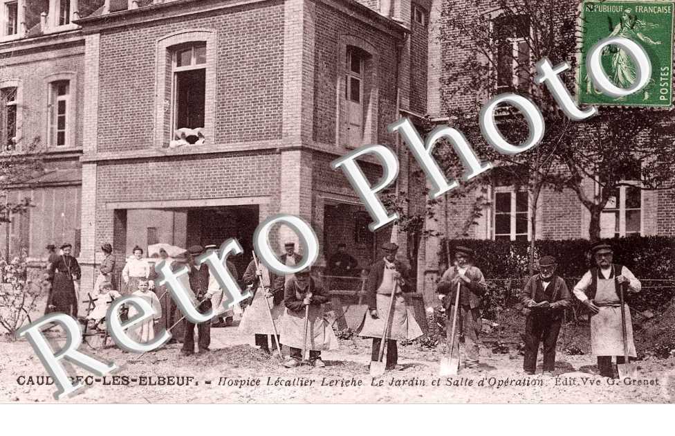 L'hospice Lecaillier-Leriche - Le jardin et salle d'operation