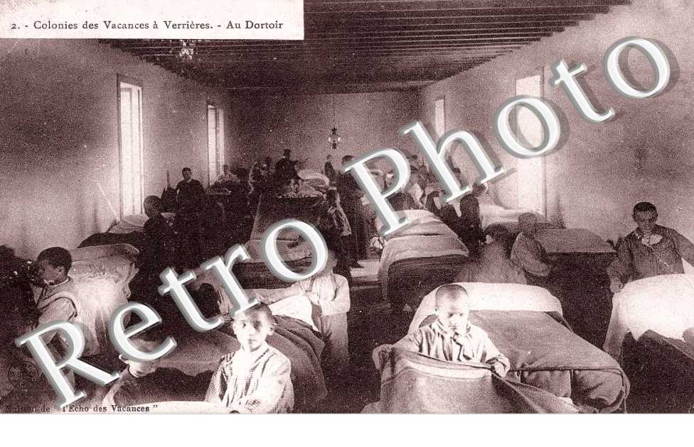 Colonie de vacances à Verrières, le dortoir