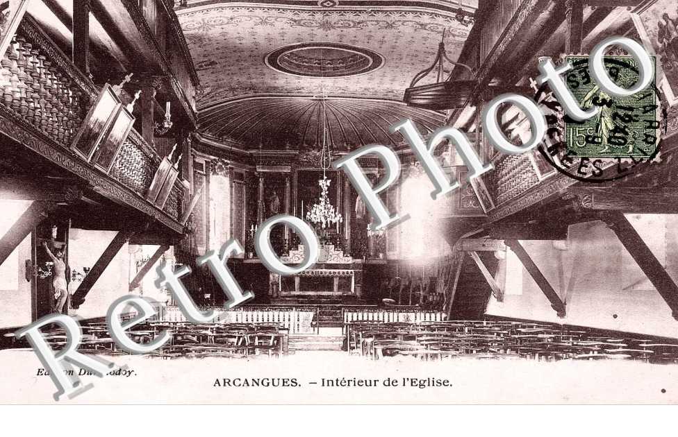 Interieur de l'eglise