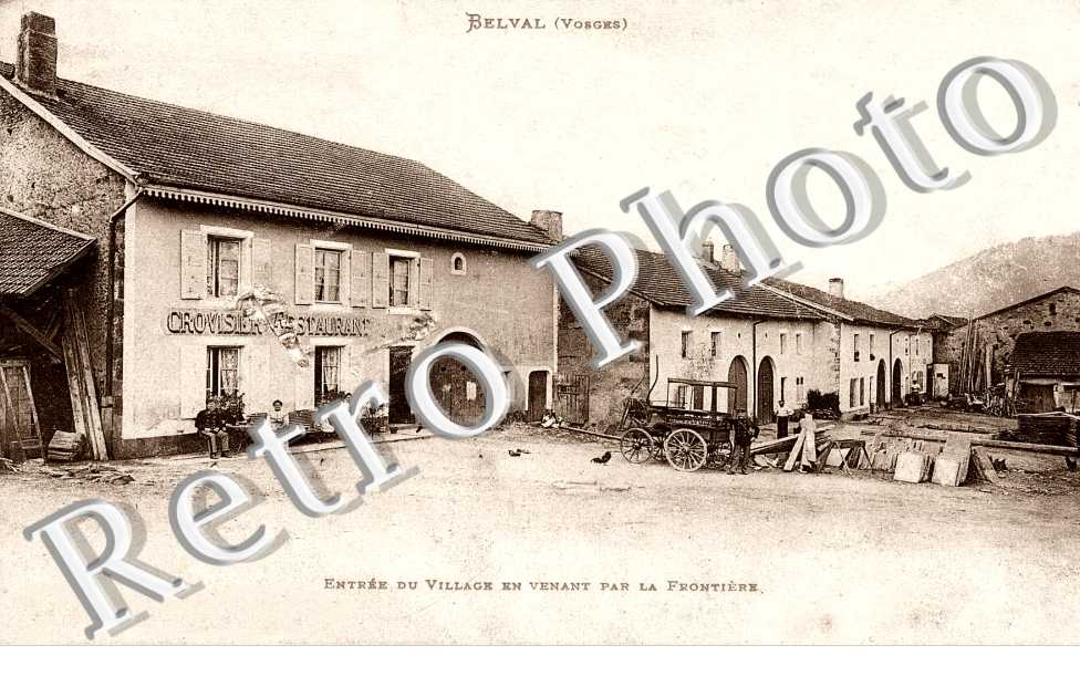 entree du village en venant de la frontiere
