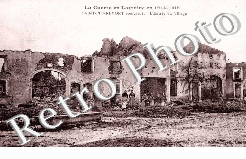 Le Village bombarde a l'entree