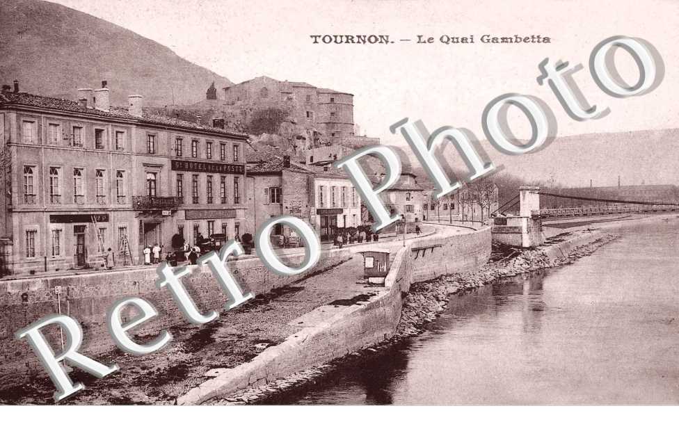 Le quai Gambetta