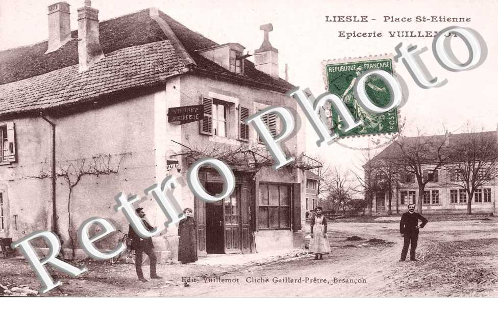 place Saint Etienne, epicerie Vuillemot