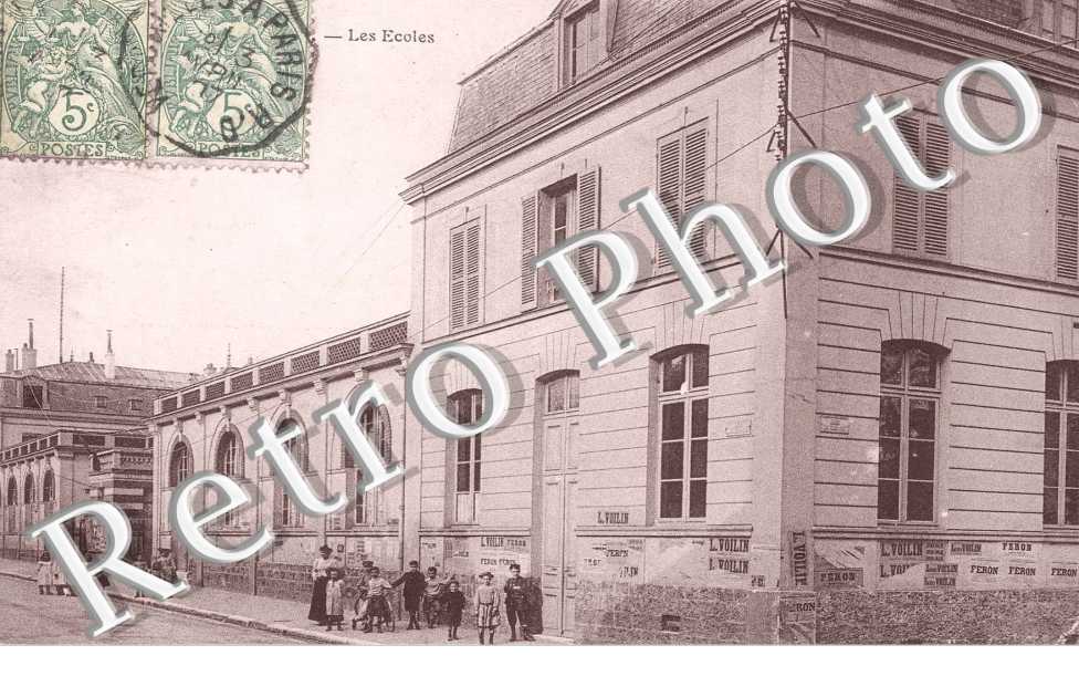 LES ECOLES