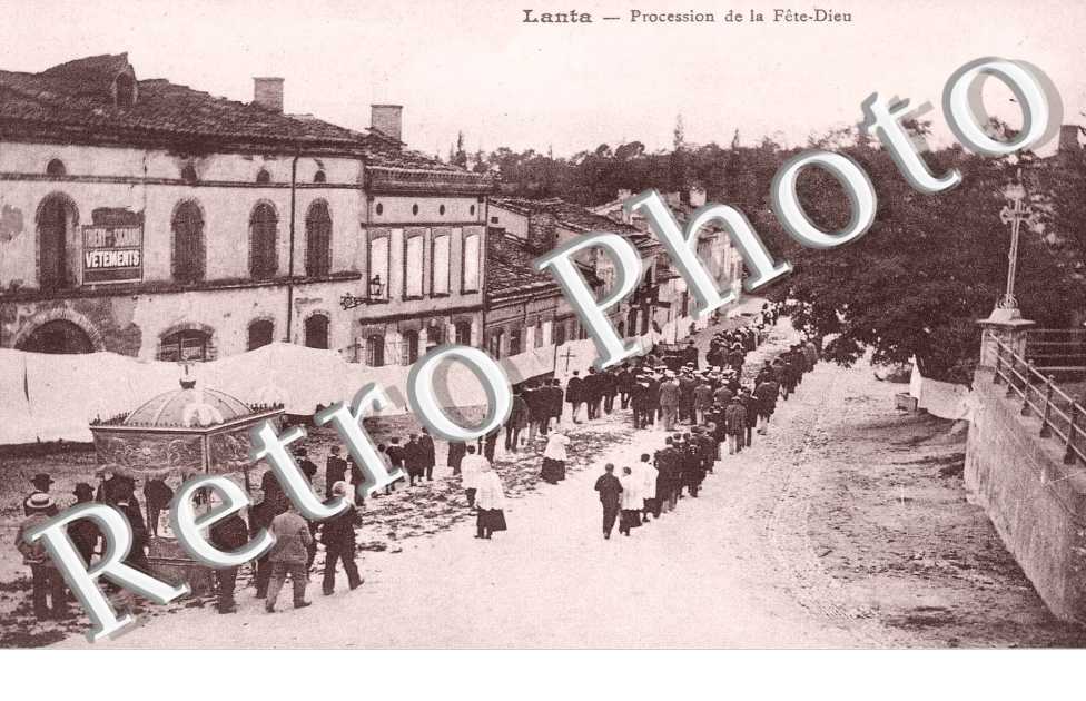 Procession de la Fete Dieu