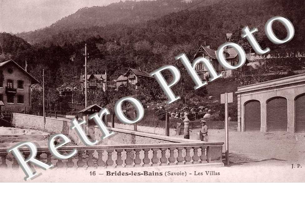 LES VILLAS
