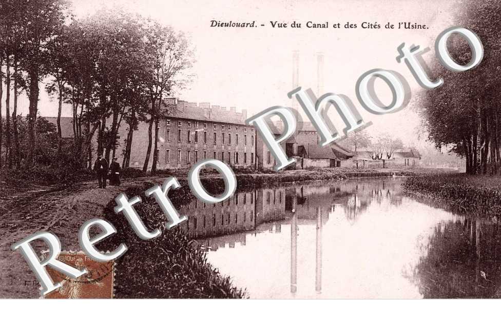 Vue du Canal et des Cites de l'Usine