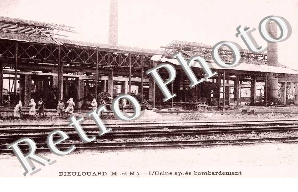 l'usine apres bombardement