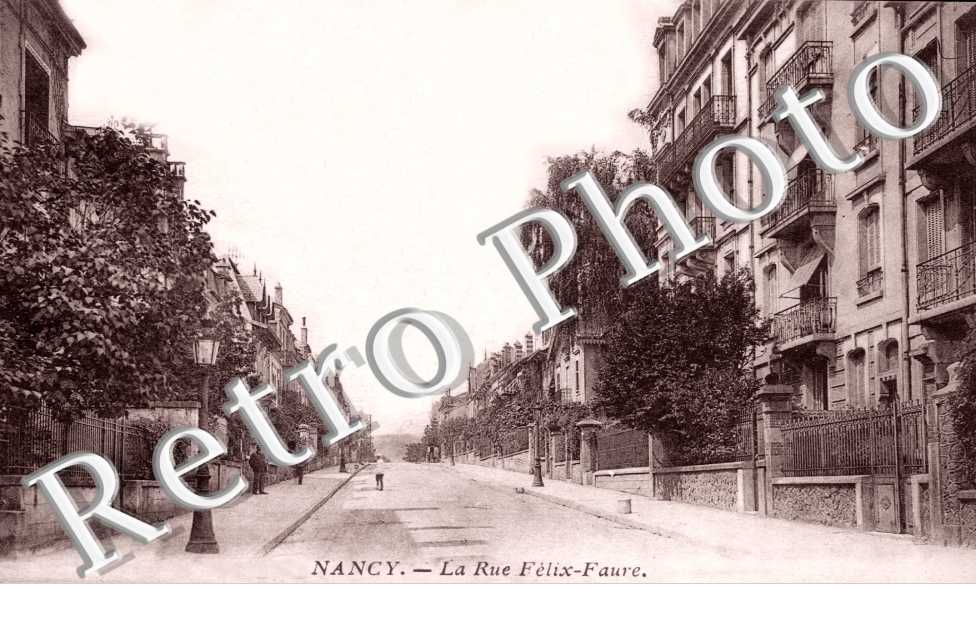 La rue Felix Faure