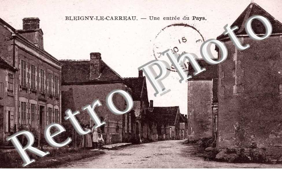 Une Entree du Pays