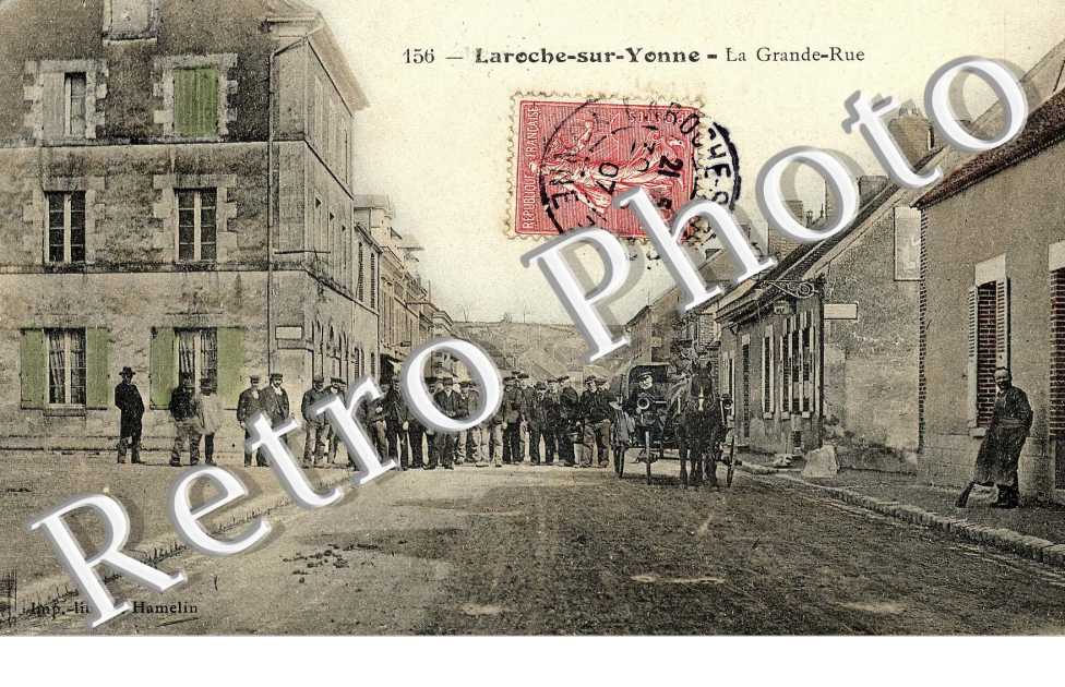 Laroche-sur-Yonne, la Grande Rue