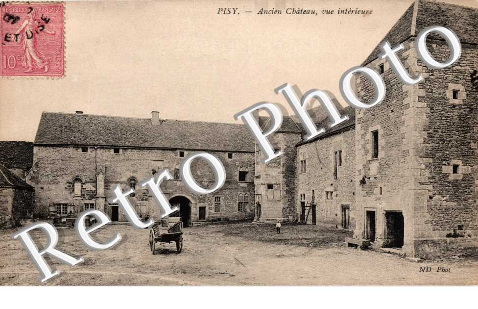 Ancien château , vue intérieure