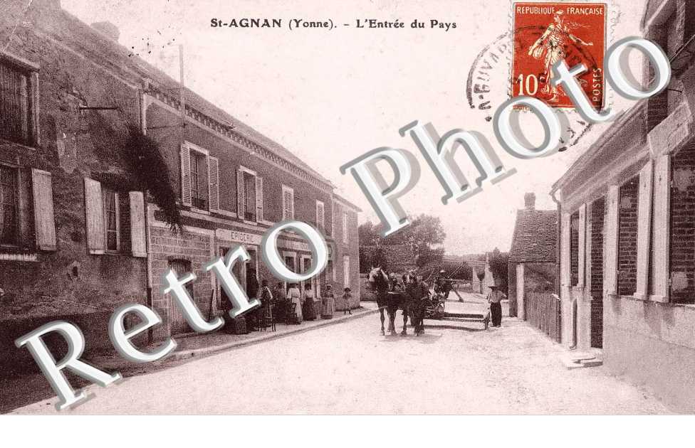L'entree du pays