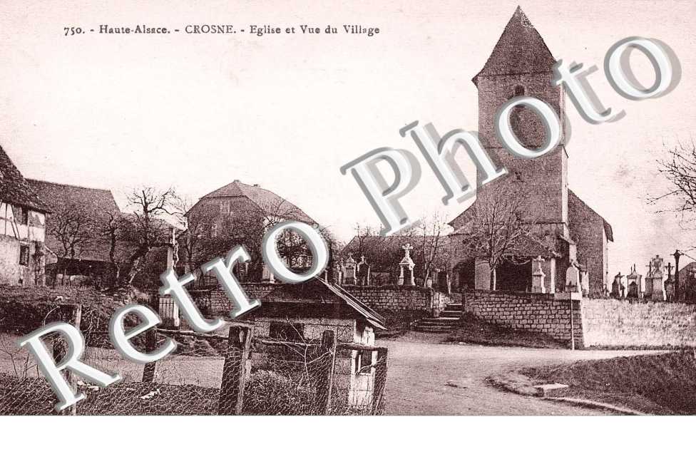 Eglise et Vue du Village