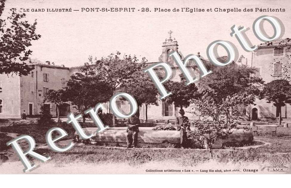 place de l'eglise et chapelle des penitents