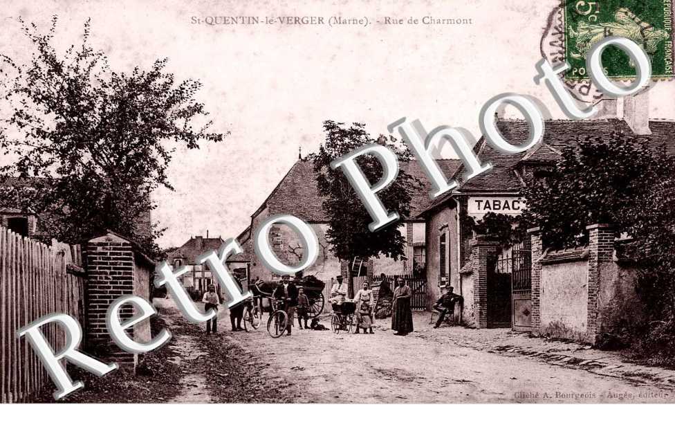 Rue de Charmont