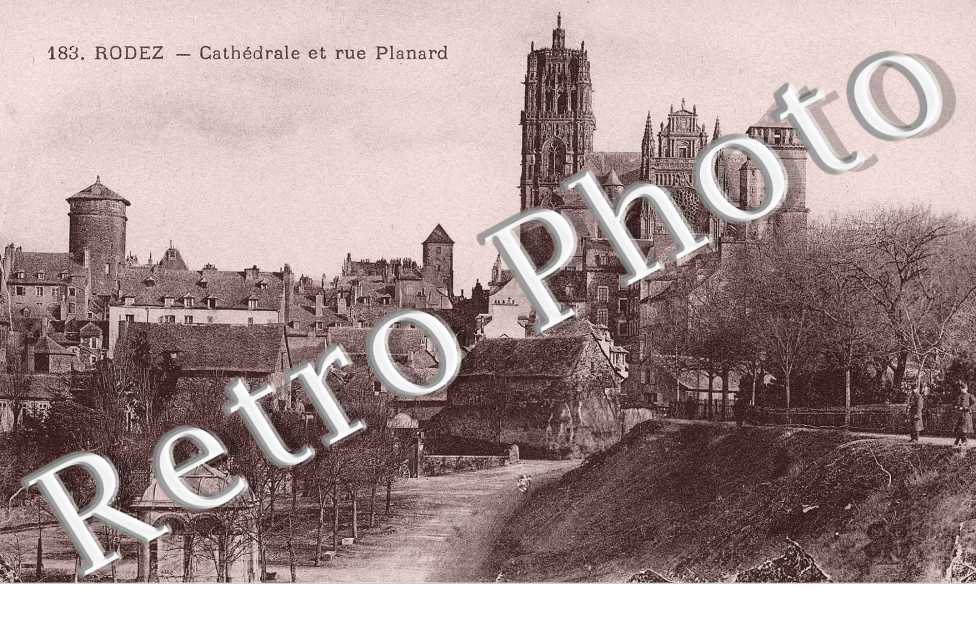 LA CATHEDRALE et rue Planard