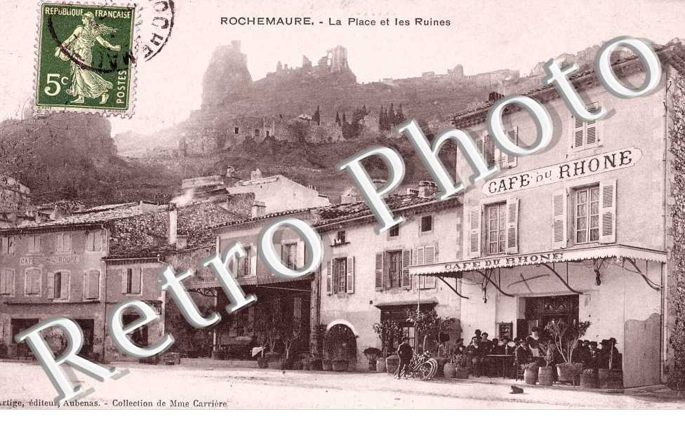 LA PLACE ET LES RUINES