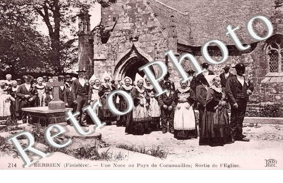 Une Noce au Pays de Cornouailles, Sortie de l'Eglise