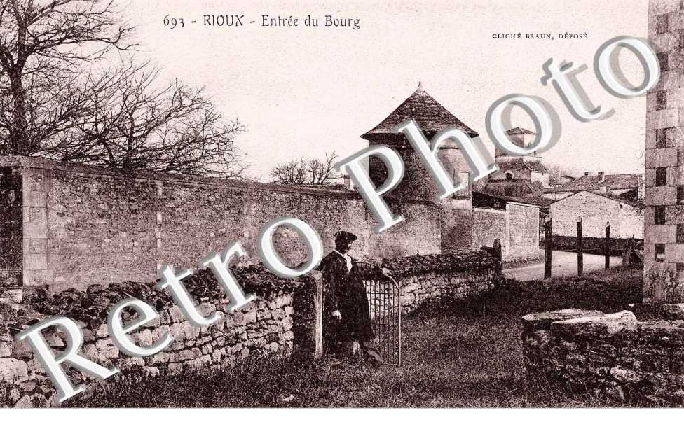 Entree du Bourg