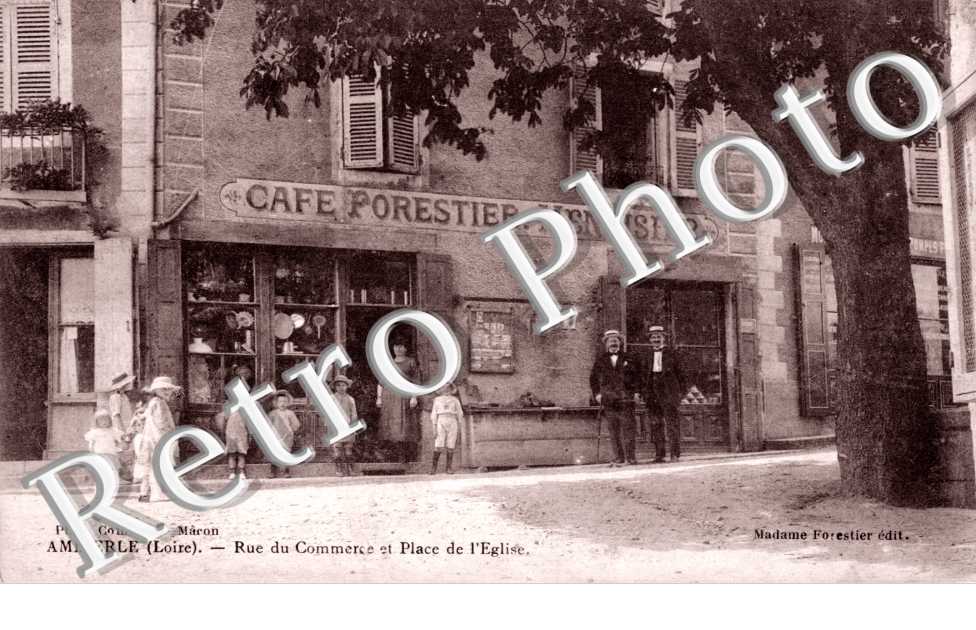 rue du commerce et place de l'eglise. Café Poresteier. Menuisier.