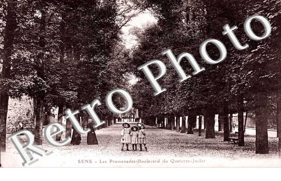 les promenades, boulevard du 14 juillet