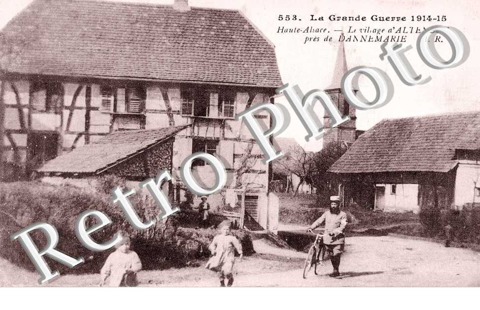 Interieur du Village