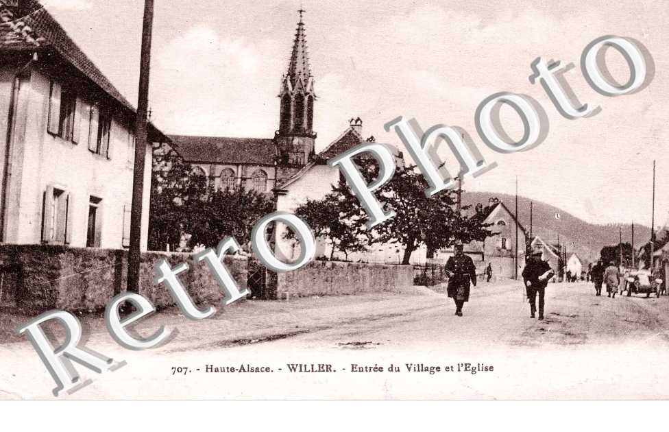 entree du village et l'eglise