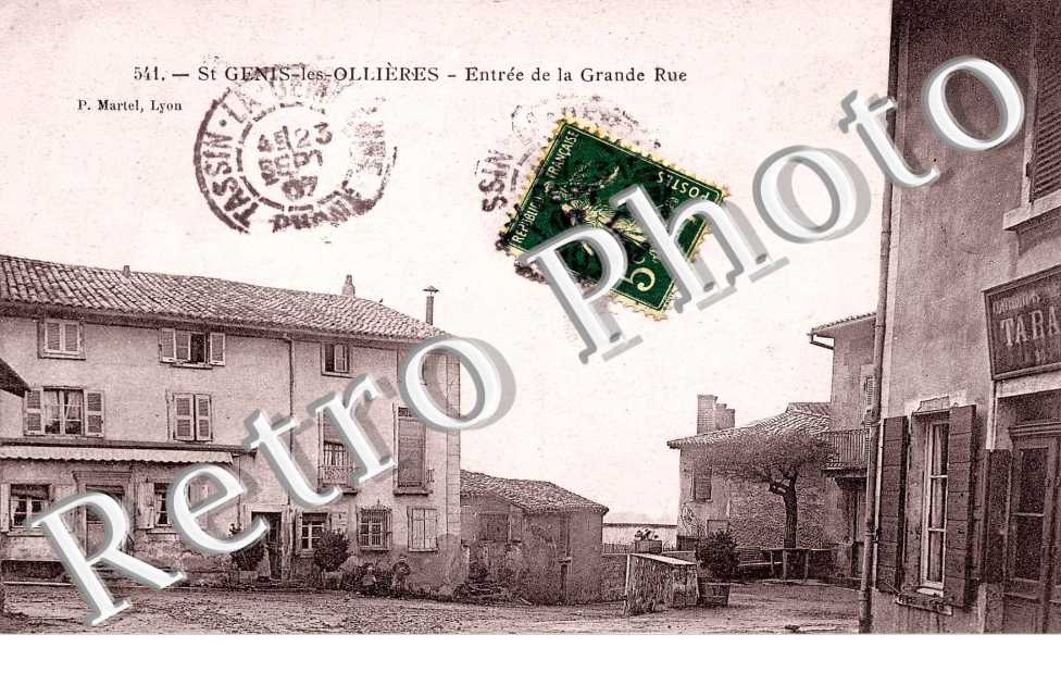 Entree de la grande rue