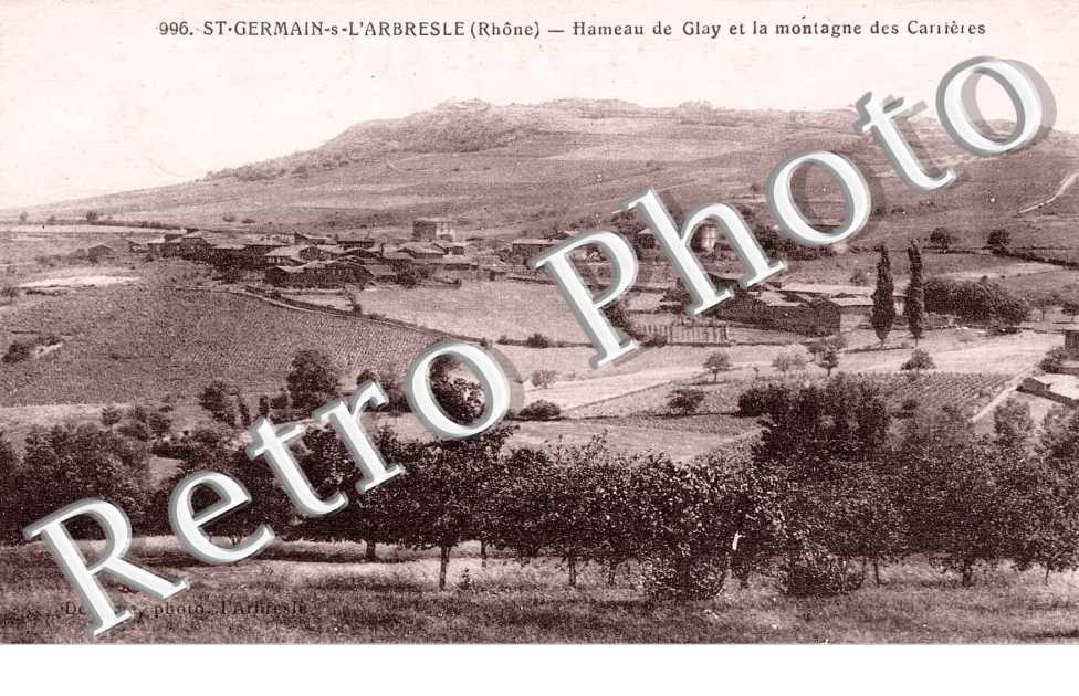 hameau de Glay et la montagne des Carrières