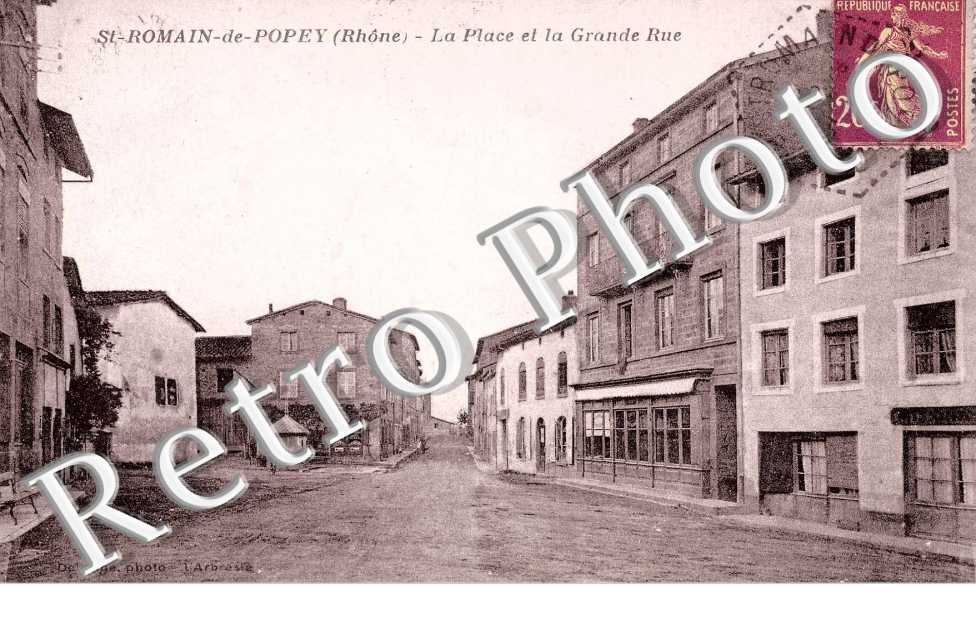 La place et la grande rue