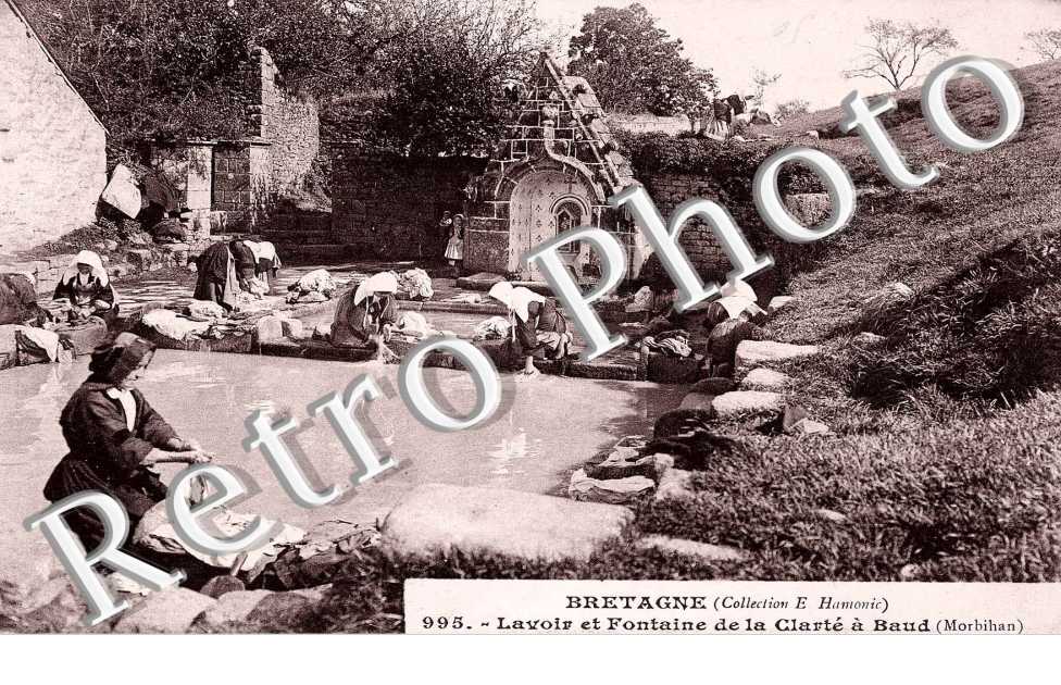 Lavoir et fontaine de la Clarte
