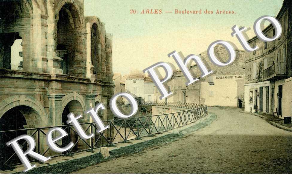Boulevard des Arènes