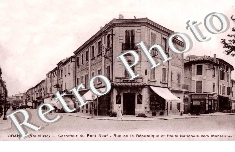 Carrefour du Pont neuf - Rue de la Republique