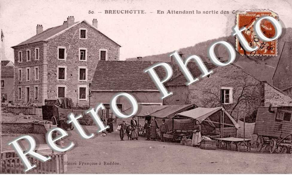en attendant la sortie des ouvriers