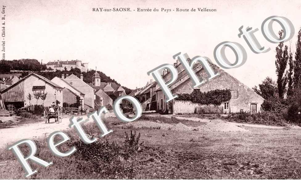 entree du pays, route de Vellexon