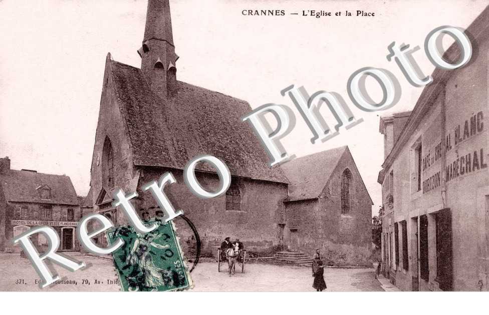 L'eglise et la place