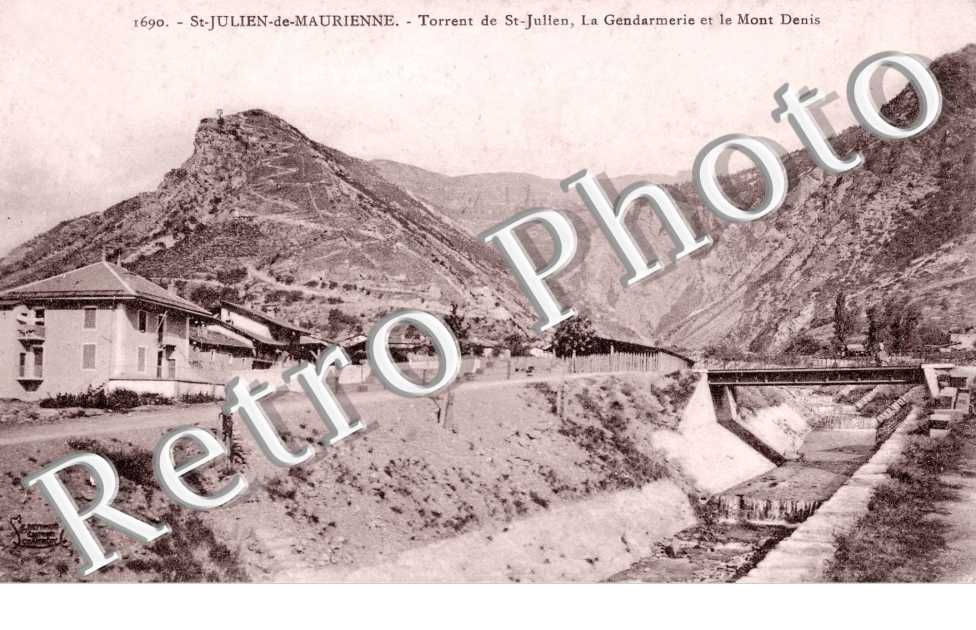 Torrent de Saint Julien, la Gendarmerie et le Mont Denis