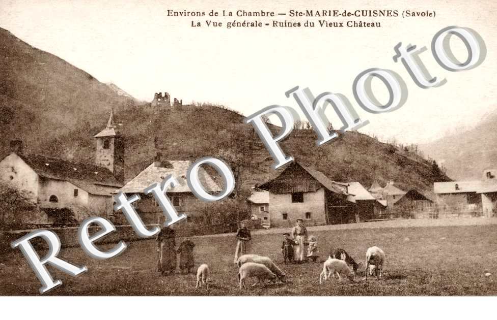 Vue generale et Ruines du Vieux Chateau