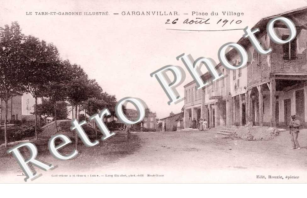 Place du Village