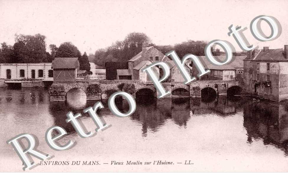Vieux moulin sur l'Huisne