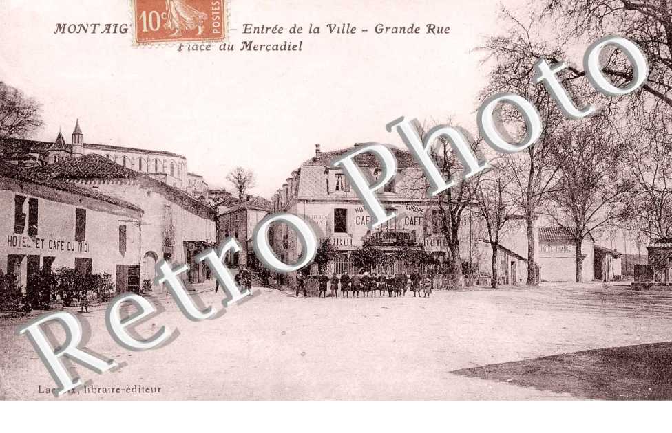 entree de la ville Grande Rue, place du Mercadiel